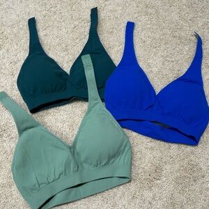Stylish Sports Bra Set - Green, Blue, and Teal